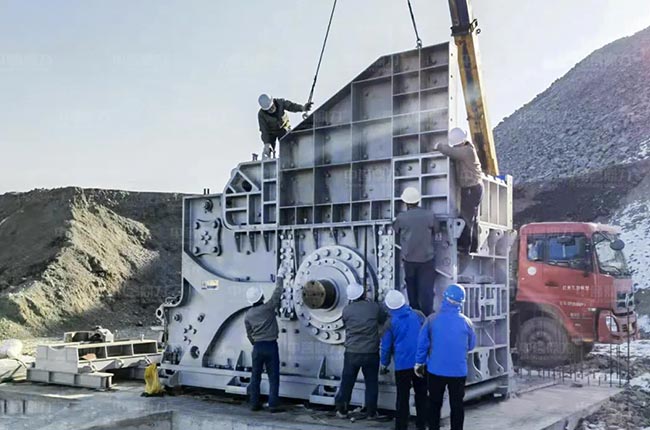 DLHGC臥式旋回破安裝現場